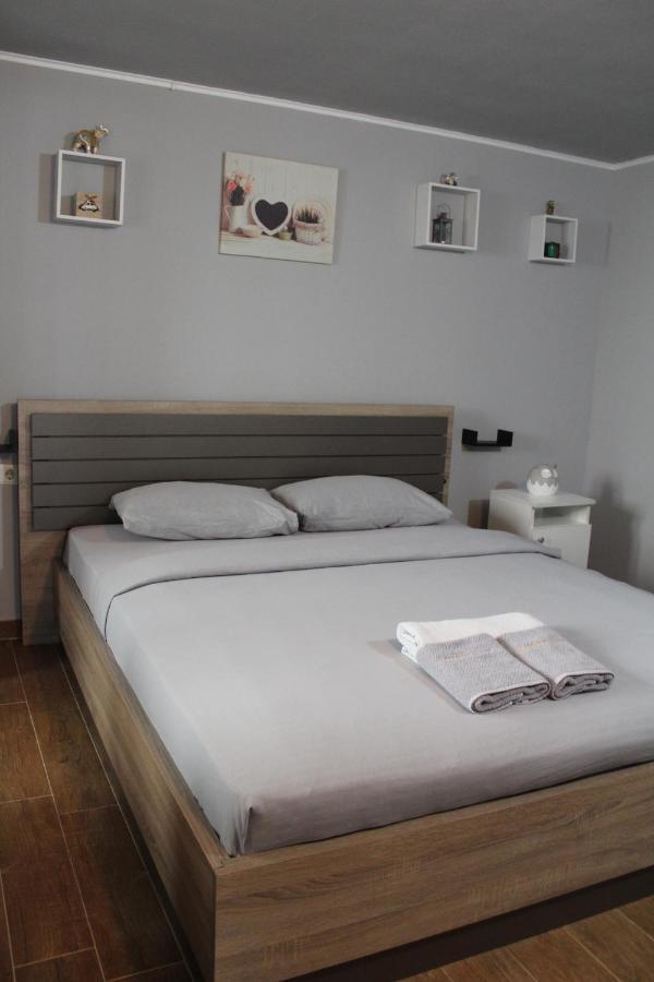 Apartman Daca Подгорица Экстерьер фото